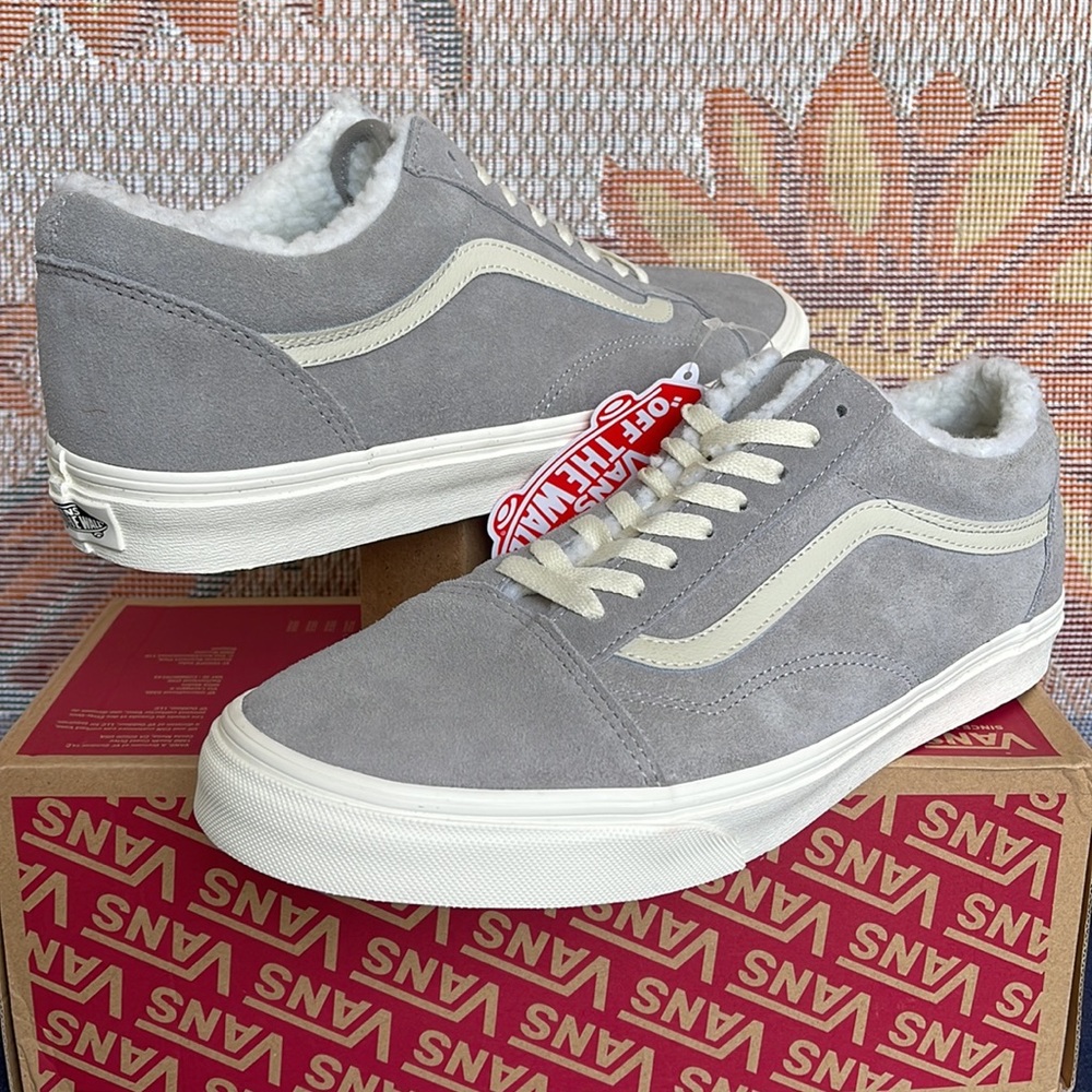 Vans Men’s Old Skool
Cozy Hug Drizzle/Marshmal
VN0005UA6J6
Sneakers - Picture 9 of 16